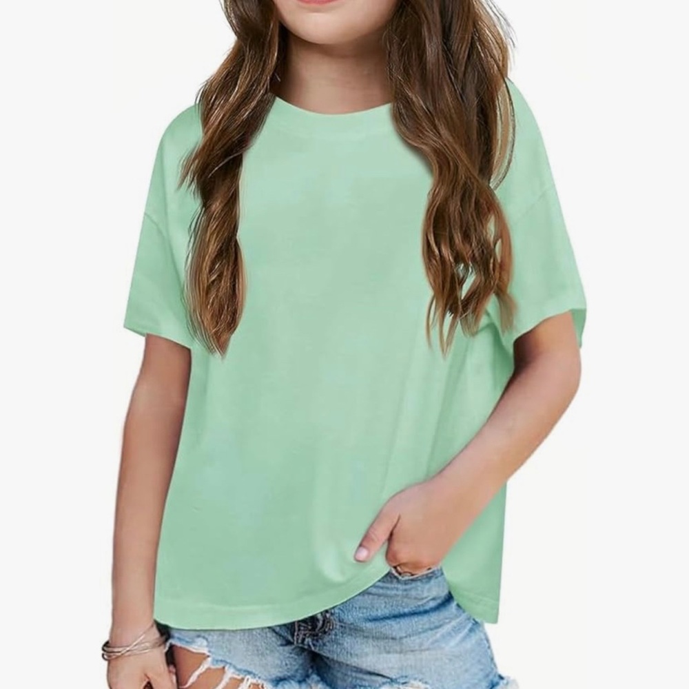 Gildan Green Short Sleeve Tee Relaxed Fit